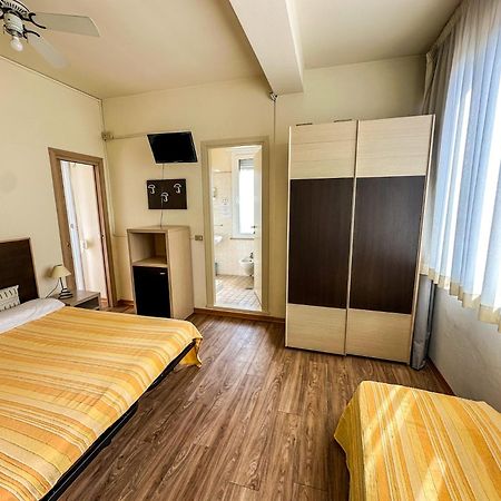 Hotel & Residence Parador Чезенатико Экстерьер фото