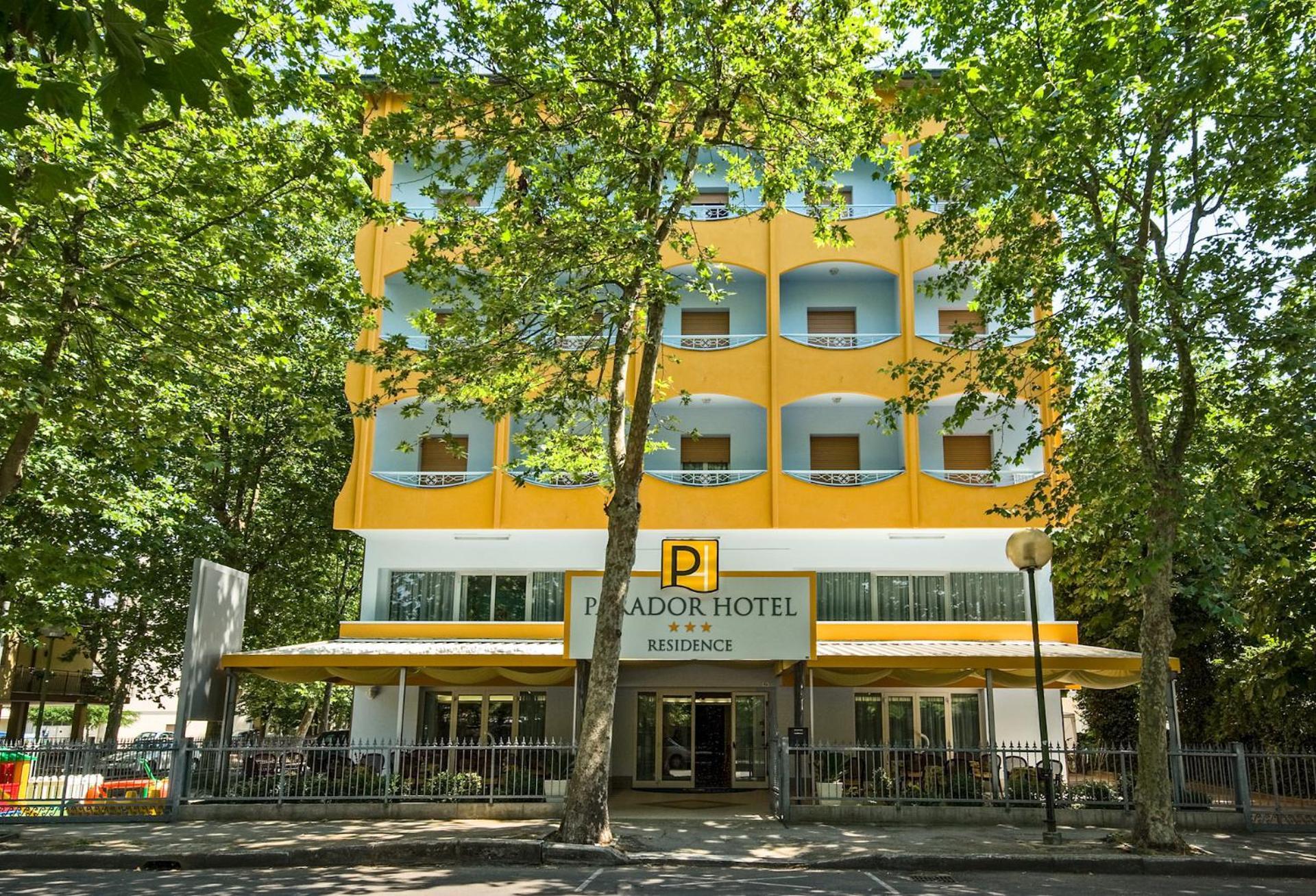 Hotel & Residence Parador Чезенатико Экстерьер фото
